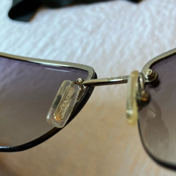 Coach: Black Bleeker (S322) Sunglasses- Case & Cleaning Cloth- lenses have marks - Picture 7 of 16